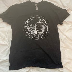 Magnolia Farms T shirt